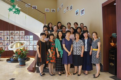 中国中医科学院西苑医院等专家赴taptap点点官方网站调研交流
